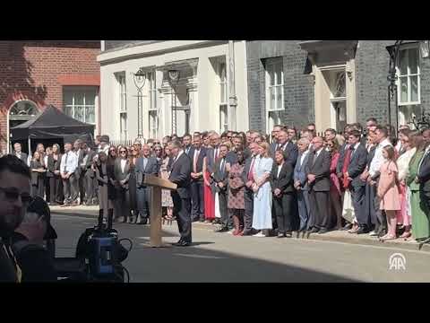 New UK PM Andy Burnham receives mandate from King Charles