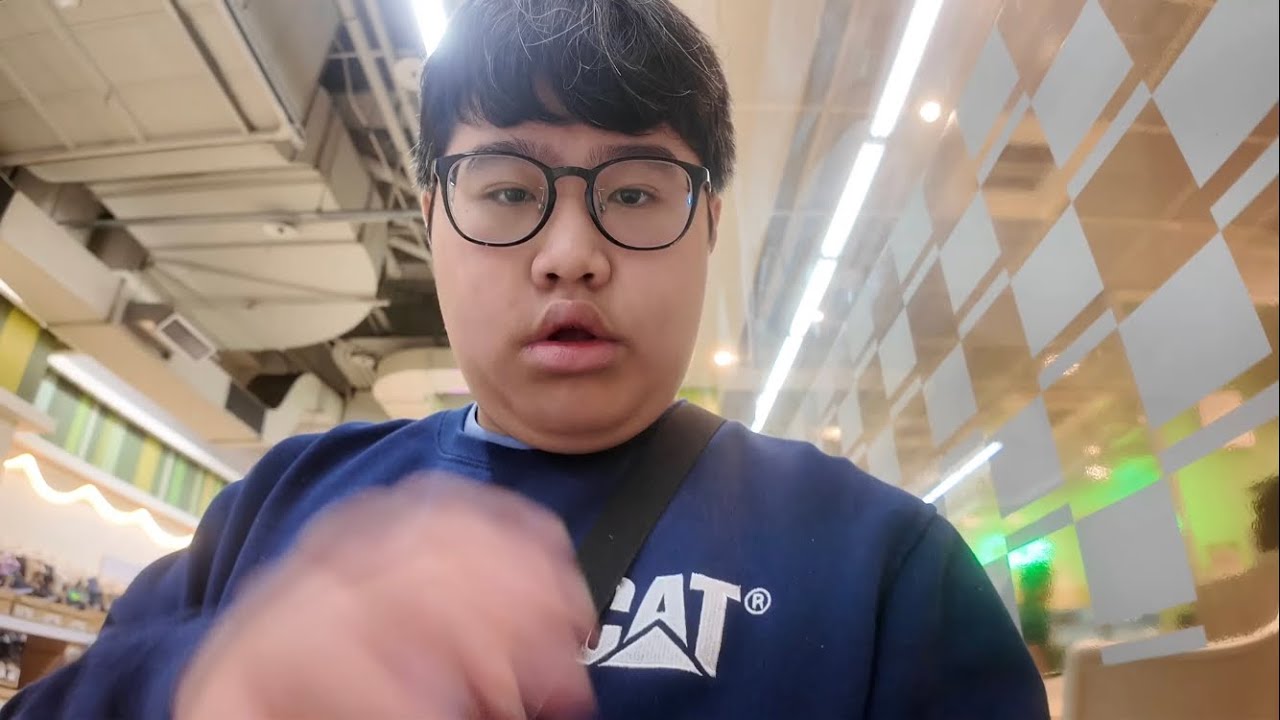 新年日記 大年初二 午餐 火鍋🍲 石二鍋 02/18