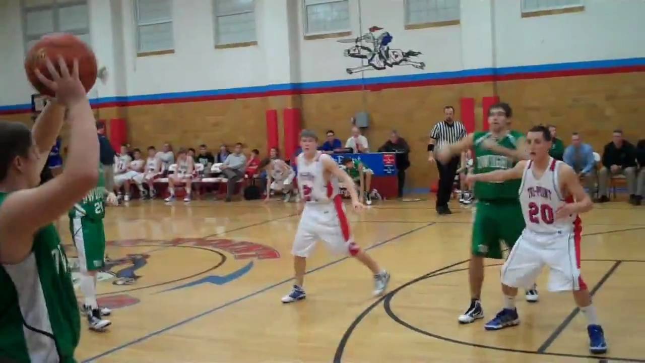 Dwight Trojans Dillon Harris for 2 and on the floor YouTube