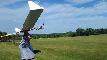 Scratch build motor glider Time to Fly