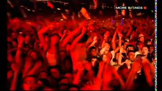 Muse & The Edge- Where The Streets Have No Name (Glastonbury 2010)