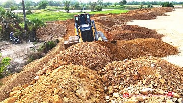 High-Powered Shantui DH17c3 Dozer Pushing Soil, Speedy Land Leveling, Cutting-Edge Dozer Technology