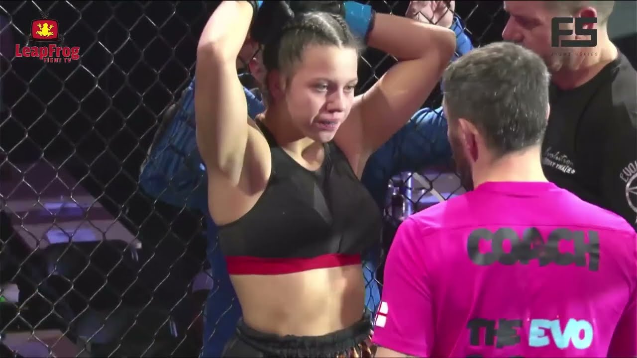Cheyanne Glenn vs Winnie Brown (Fight Video)