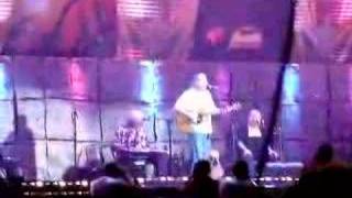 Neil Young sings Silver &amp; Gold