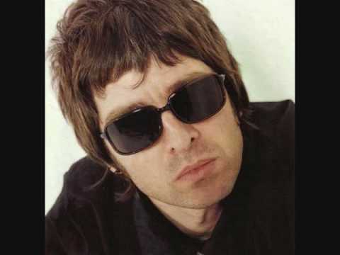 Noel Gallagher- There Is A Light That Never Goes Out Live (Best Quality)