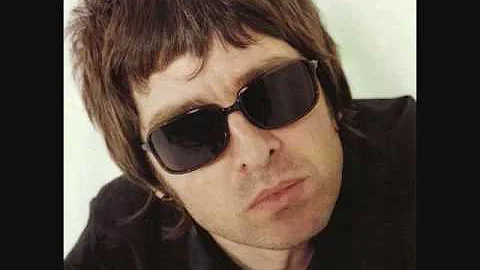 Noel Gallagher- There Is A Light That Never Goes O...