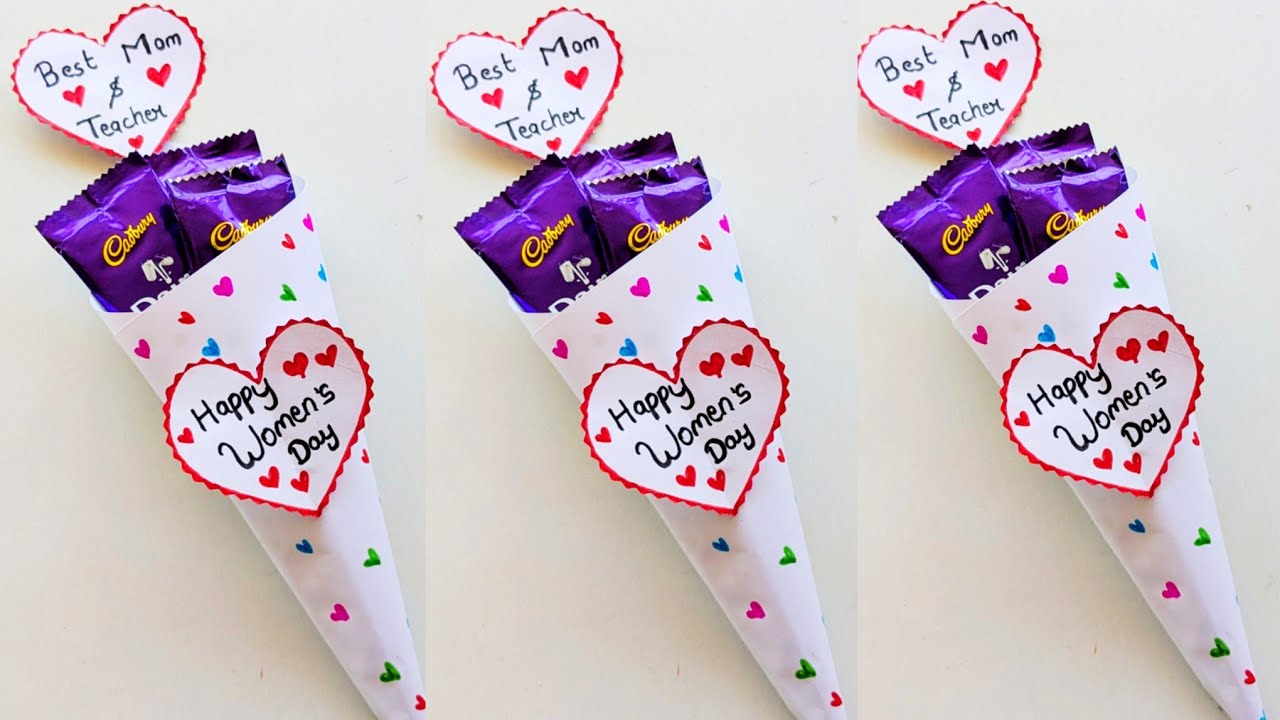 Happy women's day gift ideas 2026/ simple women's day card for mom/ how to make women's day card/