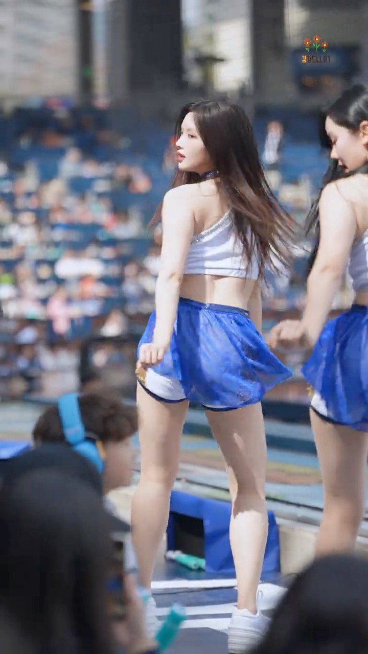 240410 김정원 치어리더 VIVIZ - Maniac 공연 직캠 | Kim Jungwon Cheerleader Fancam