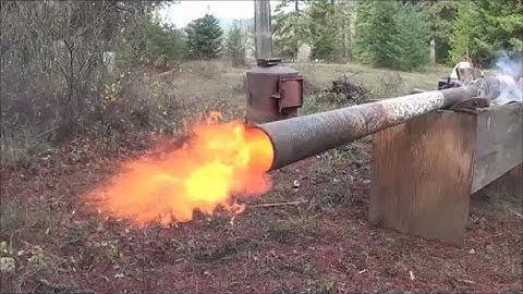 Valveless Pulse Jet Engine, "Straight Tube VS  U-Shaped engine design