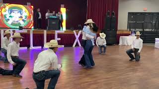 Los Huapangeros  de San Antonio baile sorpresa Michelle García M 07/09/21😍