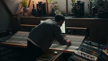 ENGLISH   PI7 Studio 15sec Wireless Charging Video