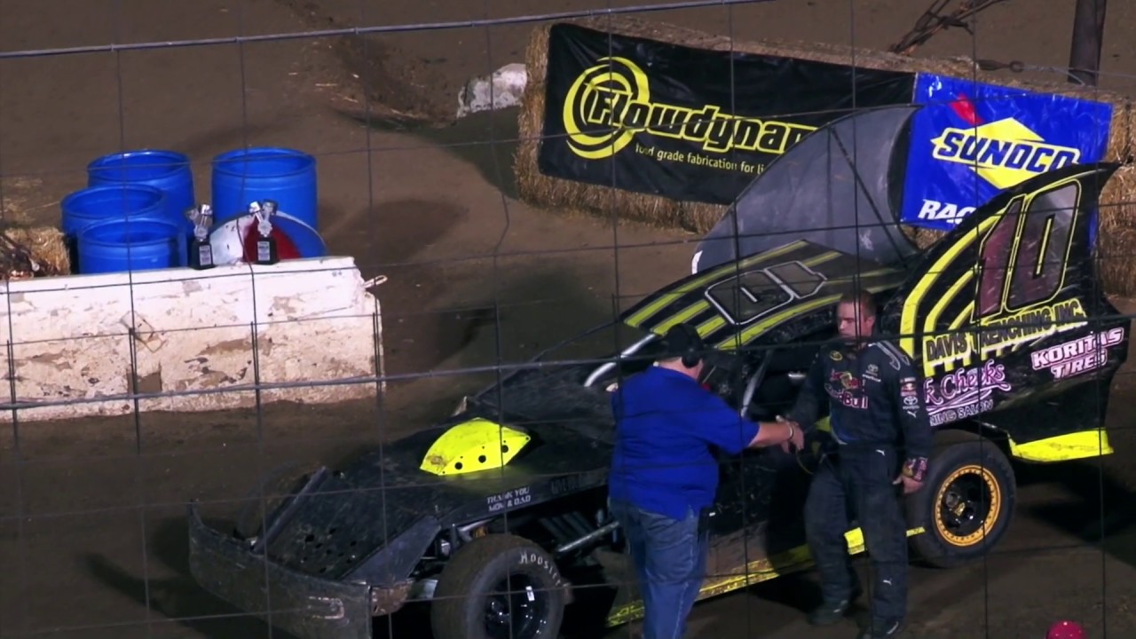 Perris Auto Speedway Night of Destruction Figure 8 Main Event 72719