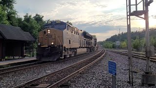 An absolutely massive CSX Q415 makes its way through Point of Rocks (4k UHD)
