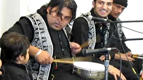 Caravanserai - Nadeem plays the tumcanari