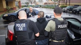 Oakland mayor warns residents ICE may conduct raid in area