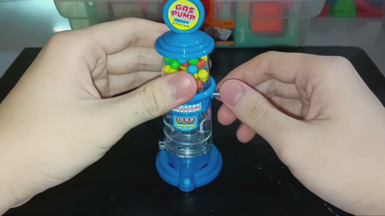 Kids' Mania Gas Pump Station Candy Machine + Candies | Unwrapping And Review #9
