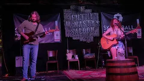 Hannah Owens Ft Randy Gray-Rhiannon (Fleetwood Mac...