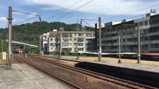 20160601_412次普悠瑪號四腳亭站通過