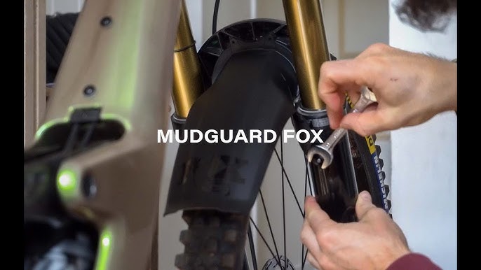 How To Install the FOX 36/38 Mudguard