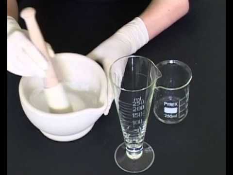 Wideo: Jak zrobić płynną zawiesinę za pomocą tabletek naziemnych: 8 kroków