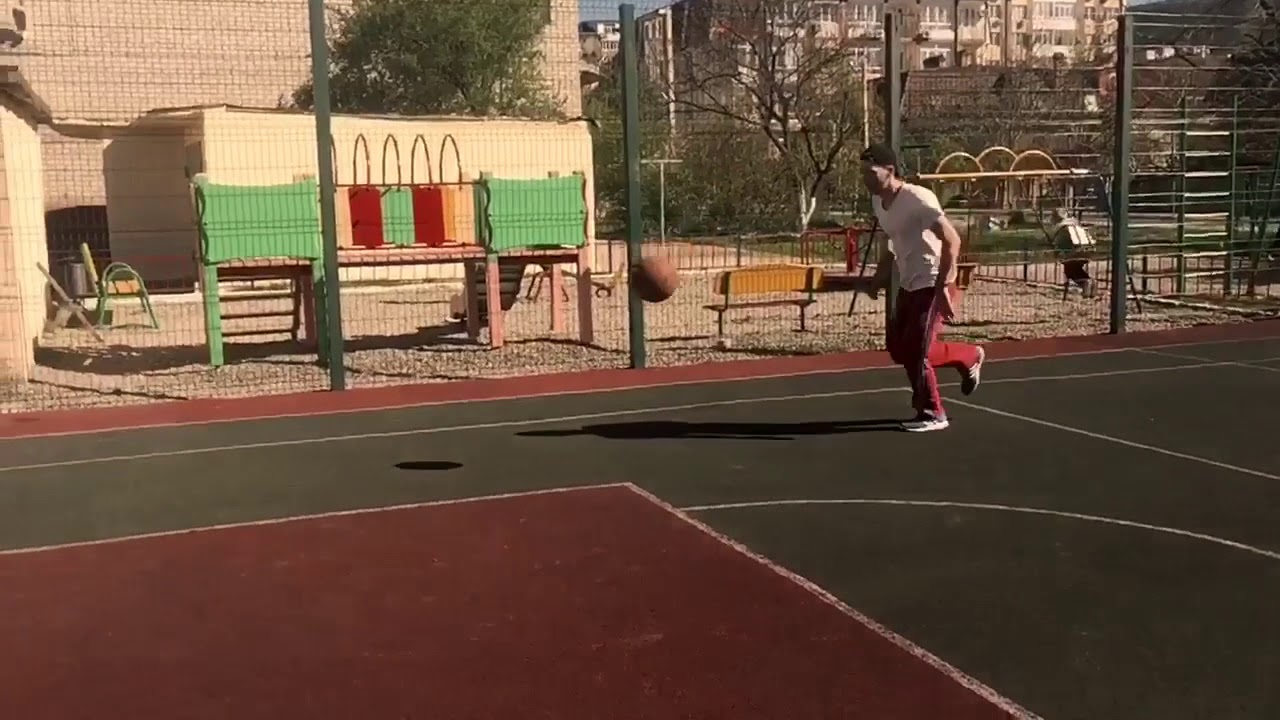 Баскетбол научись играть и Стань звездой. Не пошел на баскетбол песня