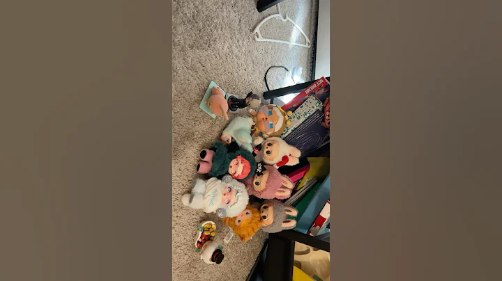 Even my mom has her own collection of figures! 😂 #cute #popmart #skullpanda #collection #labubu