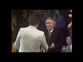 Иосиф Кобзон поздравляет Николая Сличенко, 1984