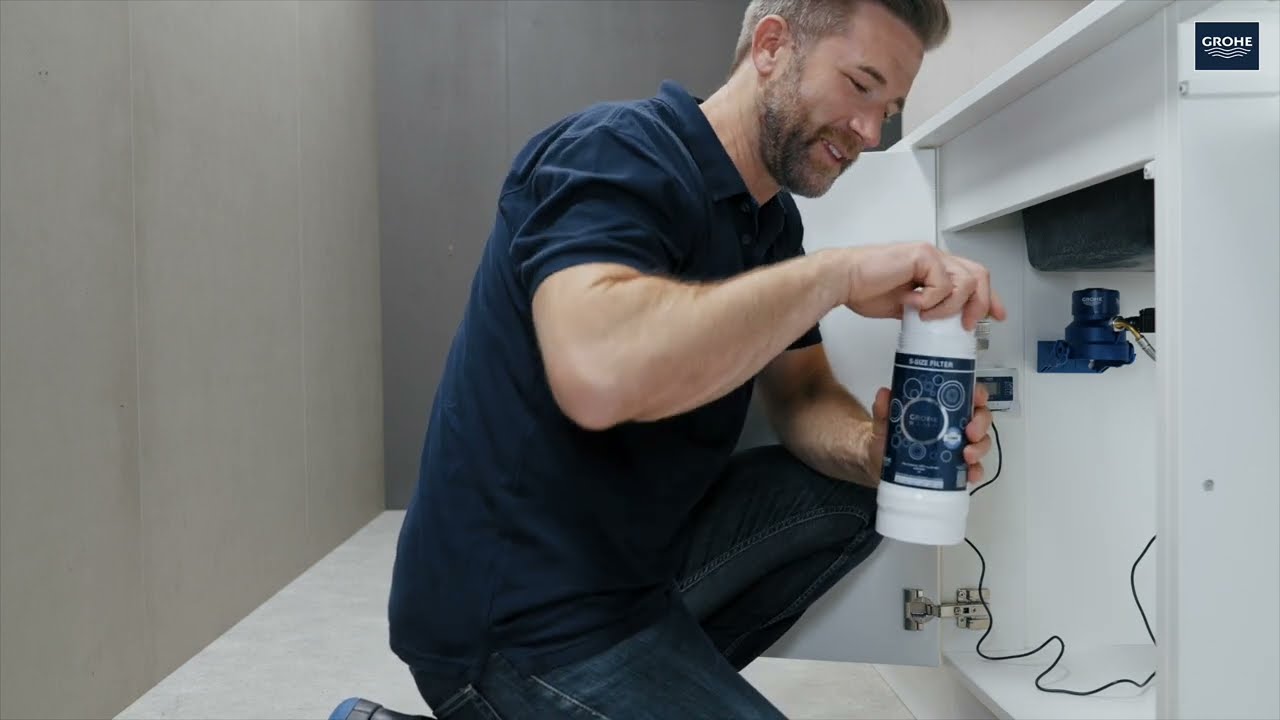 How To – Install a GROHE Blue Pure Pull out S Size Filter with FastFixation  