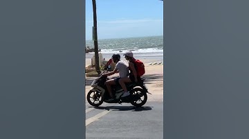 Biển bãi đá Ông Địa Phan Thiết beach