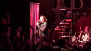 Too Close To Touch 'Crooked Smile' LIVE! The Retrograde Tour - Dallas, TX