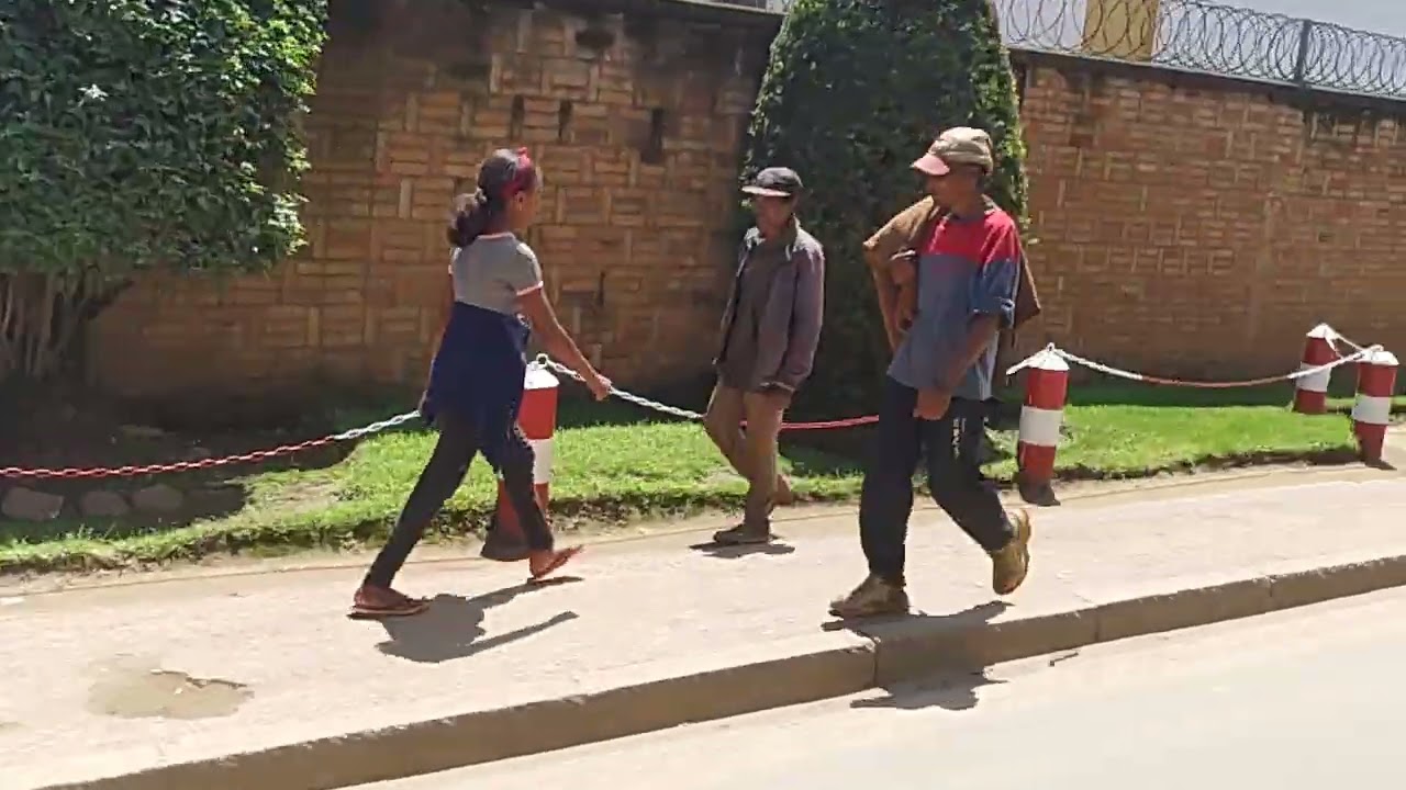 Tsivatrinikamo by Avaratsena Antsenakely to Tsena Asabotsy - Streets view of Antsirabe Madagascar 