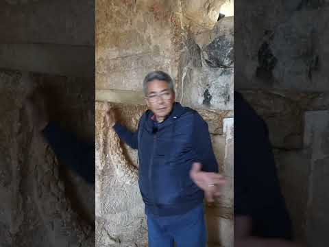 كهف اهل الكهف بالاردن