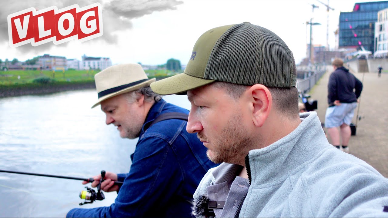 Zanderklaus in Bremen, fängt über 400 Zander im Jahr. Das schau ich mir an.