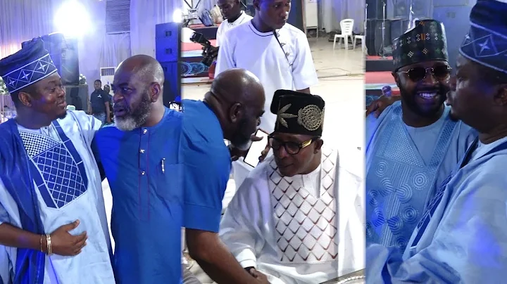 FUNSHO ADEOLU BOW TO WELCOME ADEBAYO SALAMI AND HIS SON FEMI ADEBAYO.MUYIWA ADEMOLA JOYFULLY HUG HIM