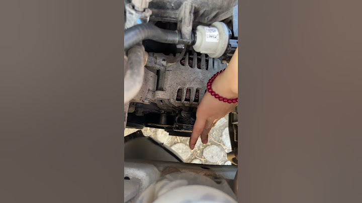 Vaseline for car lubrication #drivetips #driving #drivingreview #goodthing #diy #automobile #tips