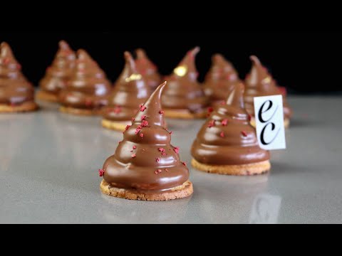 Vídeo: Calda De Chocolate Com Marshmallows