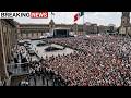 BTS Only Appeared for a Moment... 200,000 Strangers Became One &mdash; The Reaction Was Unbelievable!