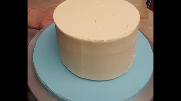 how to buttercream upside down sharp cake edges
