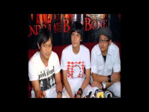 The Moon - Embun [Official Video Music]