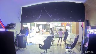 Inside the Glenbrook Square Mall shooting