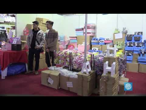 شاهد كاميرا الأحرار تتجول بمعرض مصراتة الشتوي بمشاركة 145 جناحا من جميع المدن شملت عديد المنتوجات