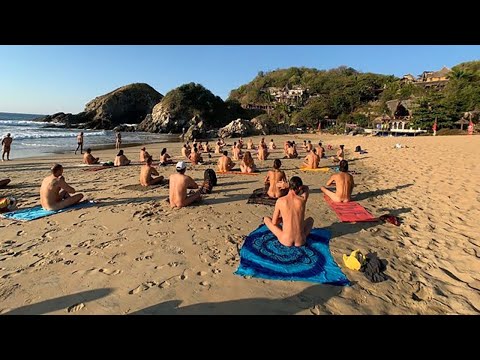 ZIPOLITE | LA PLAYA NUDISTA MÁS FAMOSA DE MÉXICO