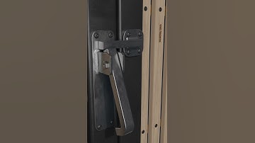 Simple automatic gate locking mechanism.