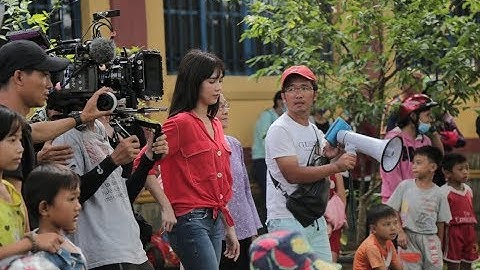 Ngọc Trinh, Huỳnh Lập, Quang Trung “hết hồn” khi Diệu Nhi đòi đóng cảnh nóng trong Vu qui đại náo