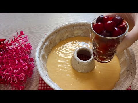فيديو: كيفية صنع كعكة الشوكولاتة بالكرز