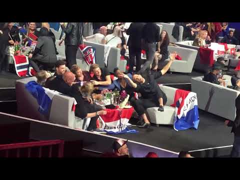 ESC 2019 - Team Duncan’s reaction to Australian song - Zero Gravity