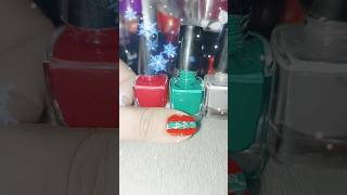 Easy Christmas nail idea 🎅 #chameleon #chameleonnails #christmas #usa #nailart #nails #nailstamper