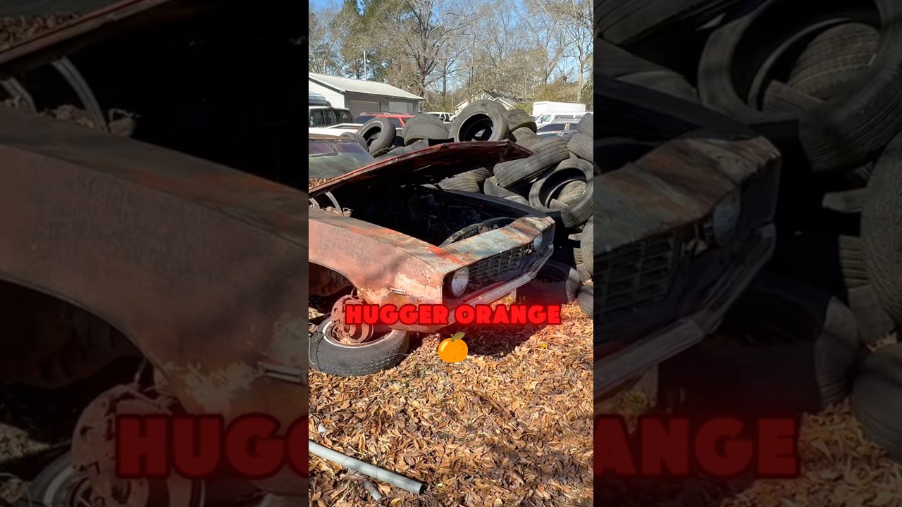 Автомобиль Hugger Camaro на свалке металлолома