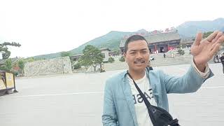 打卡泰山后，一路骑行莱到了济南市城中区，3个人开了两间房40元 #穷游 #vlog旅行记 #泰山