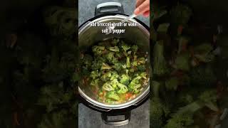 Instant Pot Broccoli Cheddar Soup- Instant Pot Vegetarian Soup